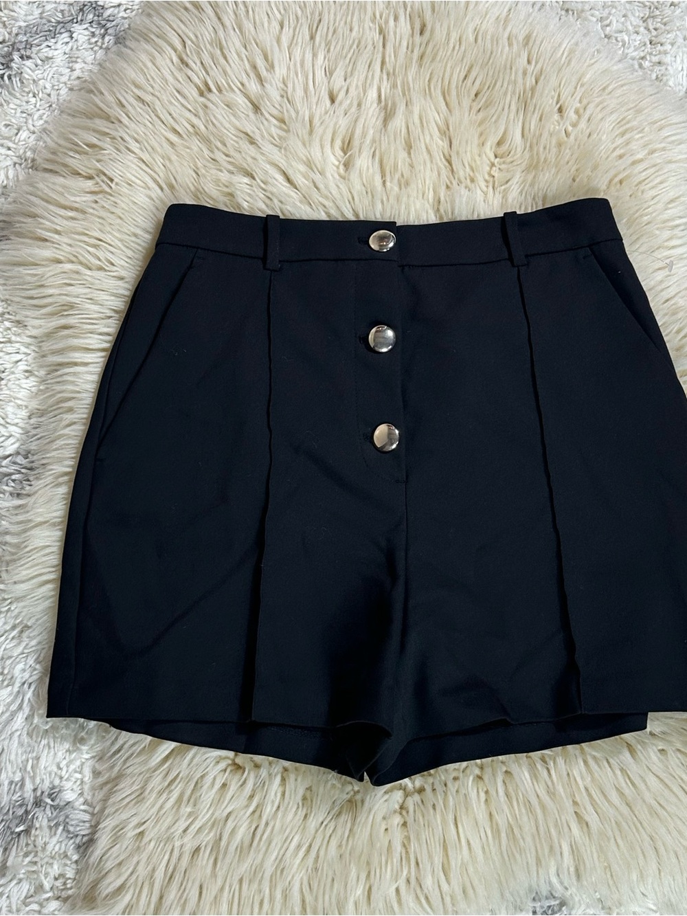 Zara Black High-Waist Buttoned Women’s Shorts